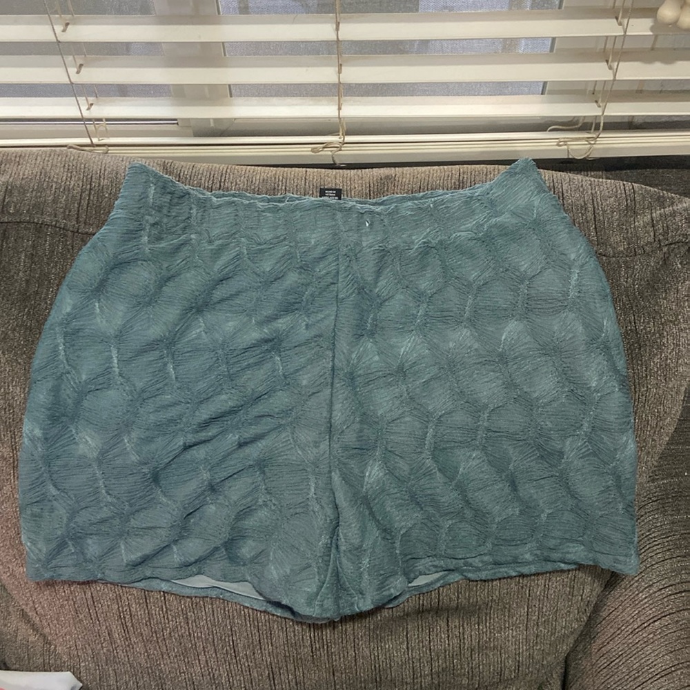 Men’s Green forever 21 shorts